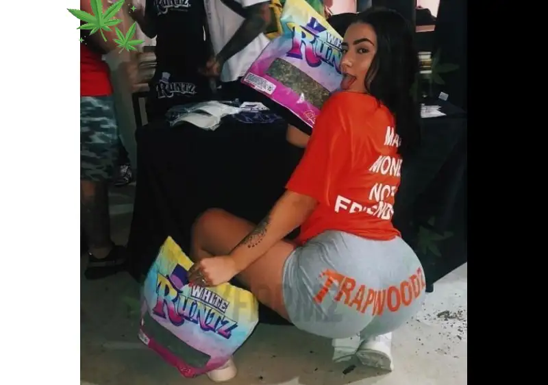 Buy Candy Runtz Online 2026: Candy Runtz Near Me at BayFarmz - 27% THCa Pink Monster